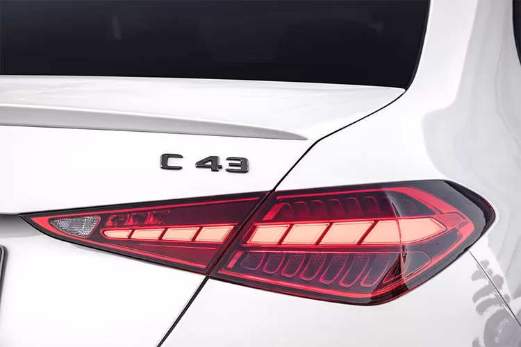 Mercedes Benz AMG C 43 Tail Light Mercedes Benz AMG C 43 Tail Light