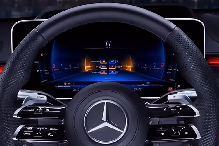 Mercedes-Benz AMG S 63 E Performance Instrument Cluster