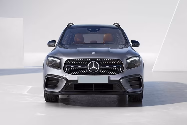 Mercedes Benz GLB Facelift Front View Mercedes Benz GLB Facelift Front View