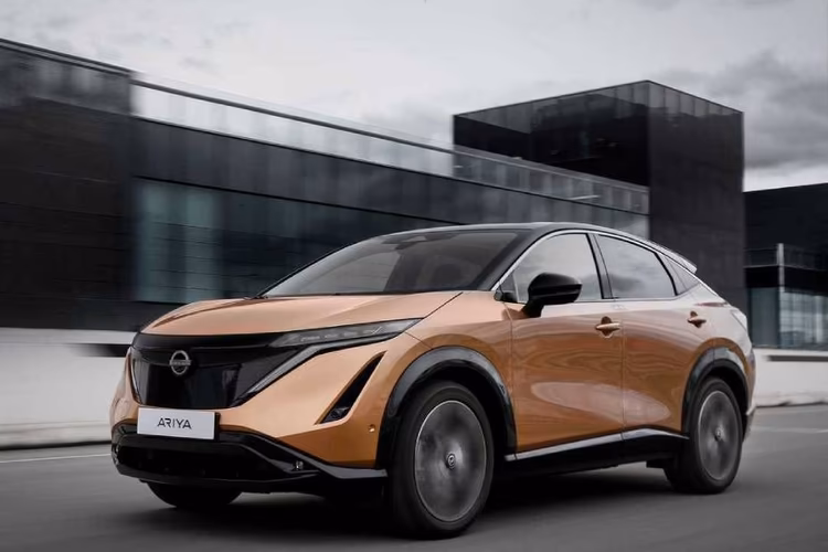 Nissan Ariya EV Left Side View Nissan Ariya EV Left Side View
