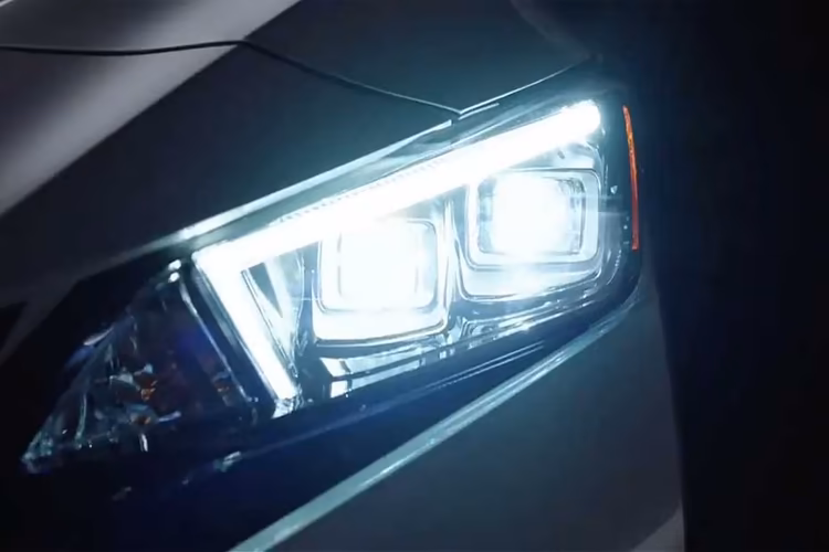 Nissan Leaf Headlight Nissan Leaf Headlight