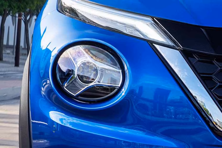 Nissan Juke Headlight Nissan Juke Headlight