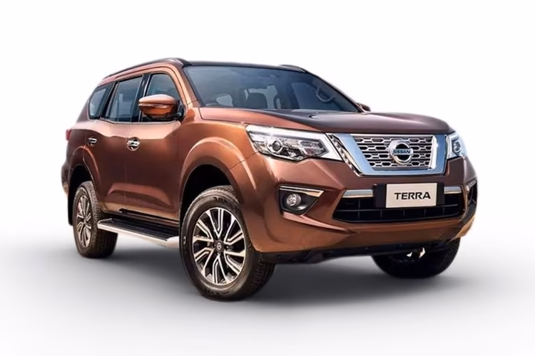 Nissan Terra front right side Nissan Terra front right side