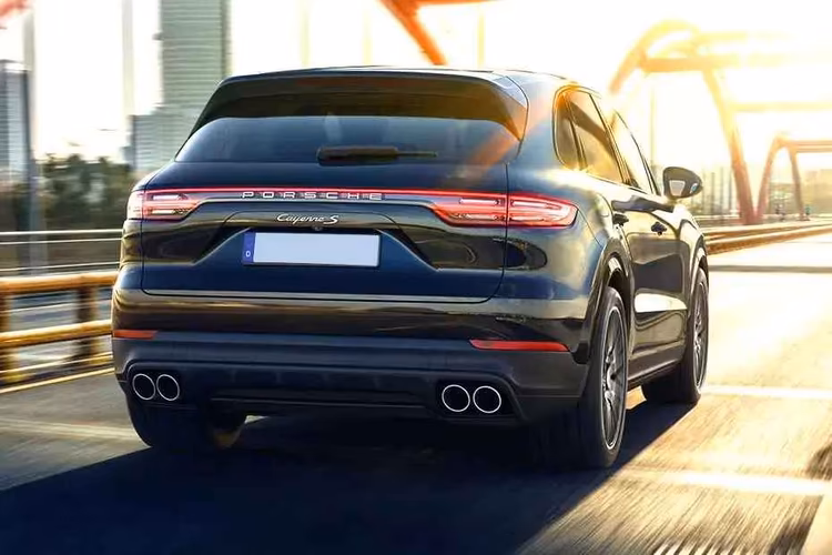 Porsche Cayenne Rear View Porsche Cayenne Rear View