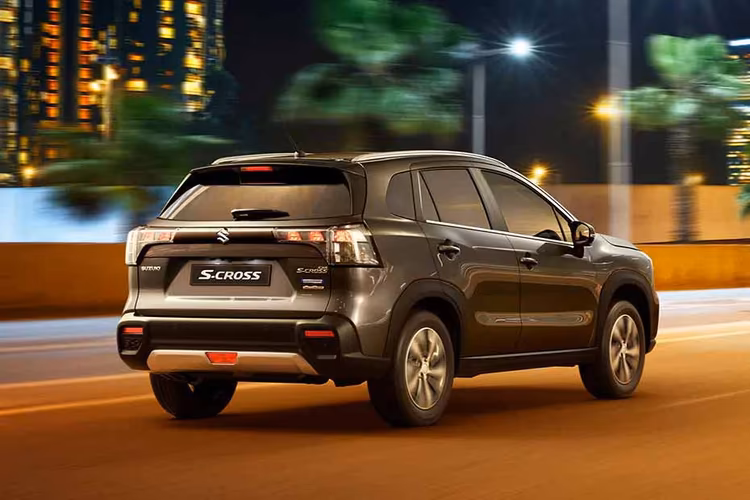 Maruti S-Cross 2022 Right Side Rear View Maruti S-Cross 2022 Right Side Rear View