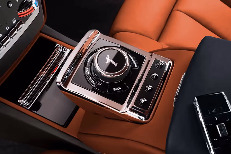 Rolls-Royce Phantom Gear Shifter