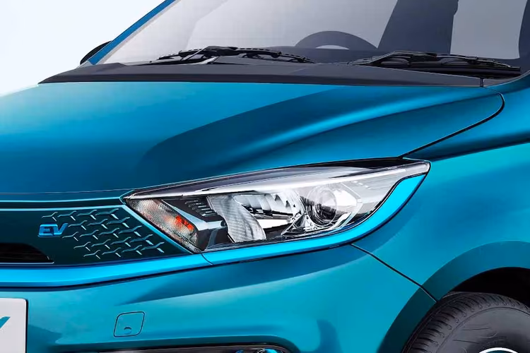 Tata Tigor EV Headlight Tata Tigor EV Headlight