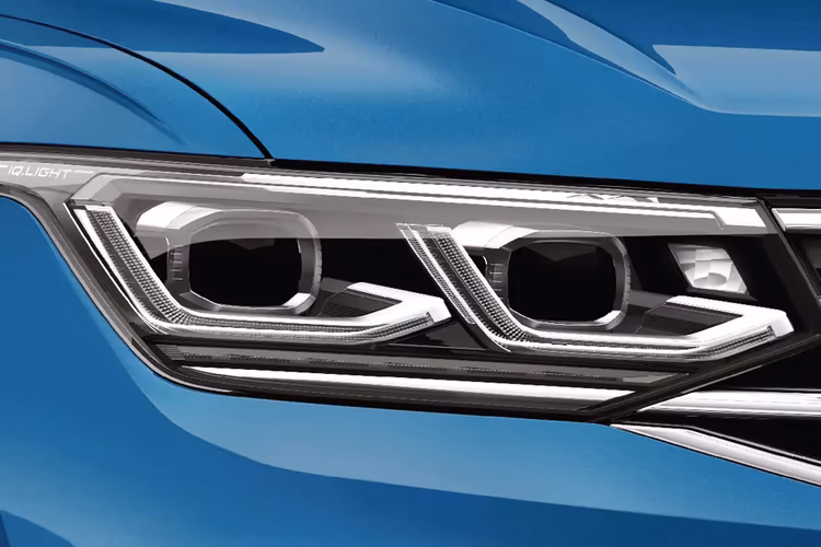Volkswagen Tiguan Headlight Volkswagen Tiguan Headlight