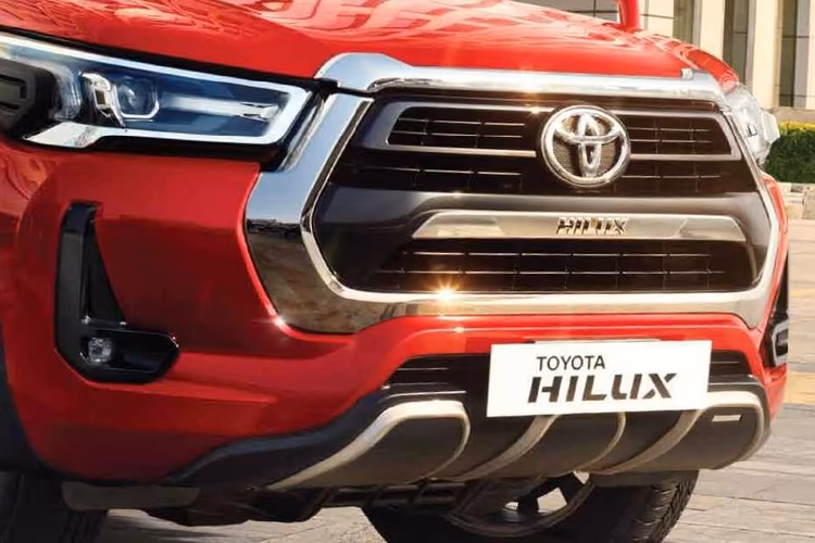 Toyota Hilux Grille Toyota Hilux Grille