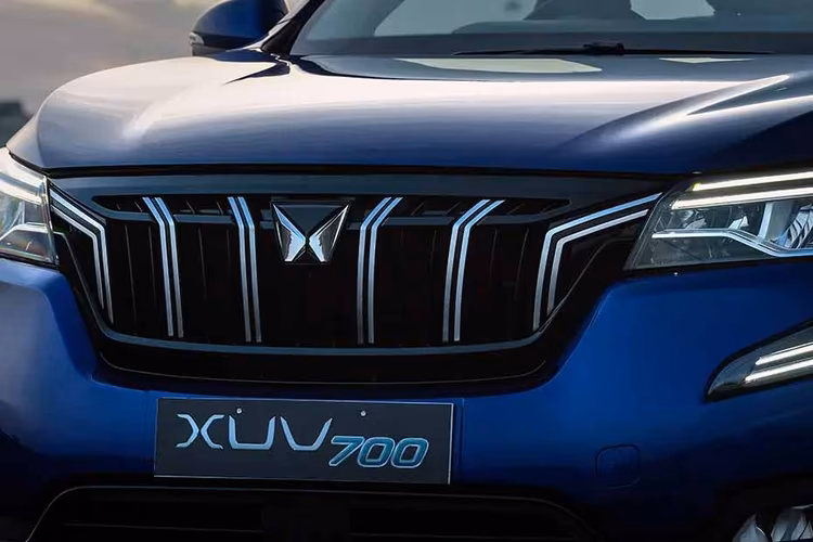 Mahindra XUV700 Grille Mahindra XUV700 Grille
