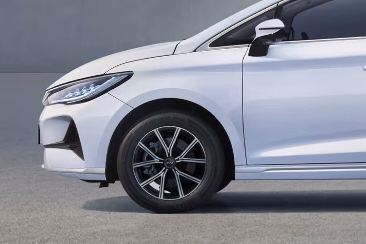 BYD eMax 7 Front Wheel BYD eMax 7 Front Wheel