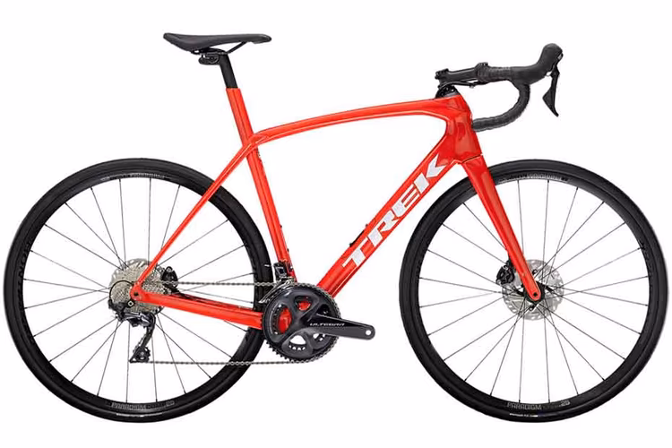 Trek Emonda SL 6 Disc Trek Emonda SL 6 Disc