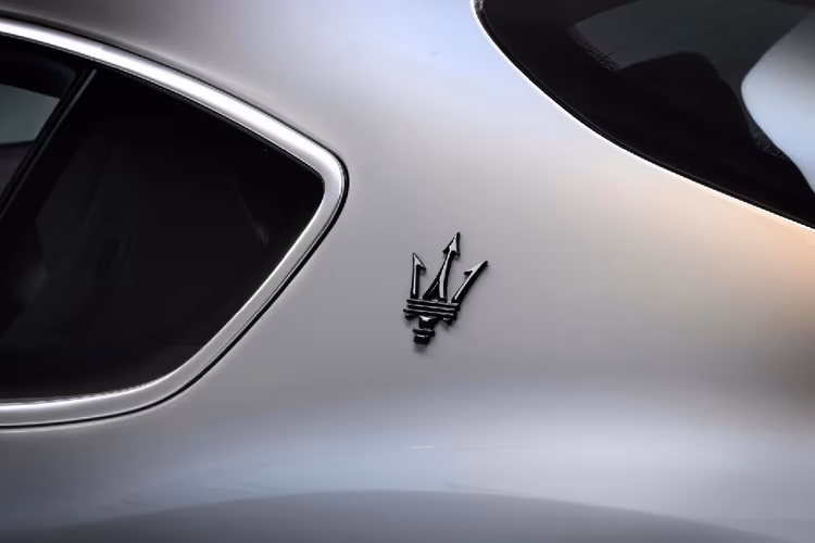 Maserati GranTurismo Logo