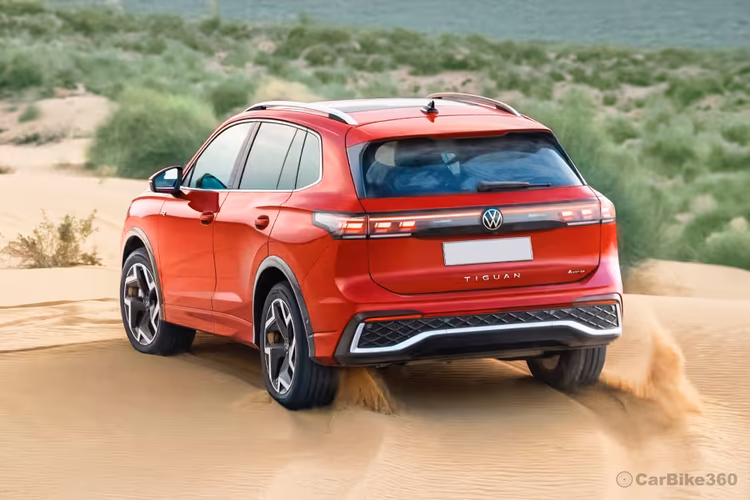 Volkswagen Tiguan R-Line Left Rear Three Quarter Volkswagen Tiguan R-Line Left Rear Three Quarter