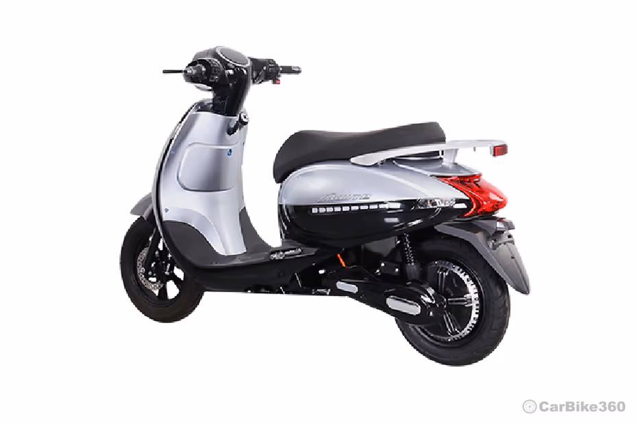 Sokudo Acute 2.2 Rear Right Three Quarter View Sokudo Acute 2.2 Rear Right Three Quarter View