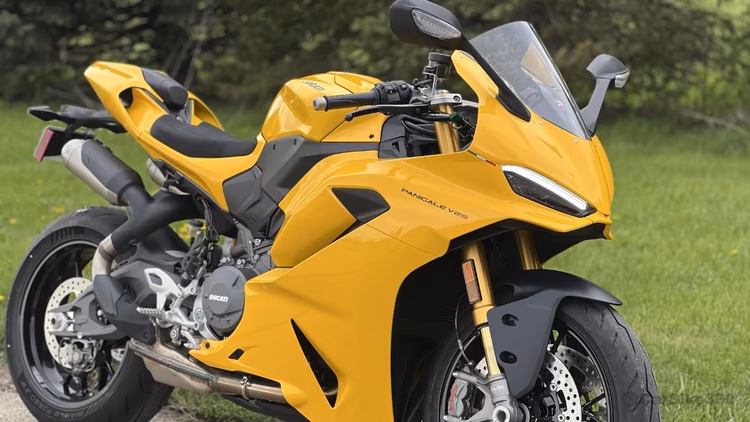 Ducati Panigale V2 S Yellow launched in India at Rs 21.86 lakh