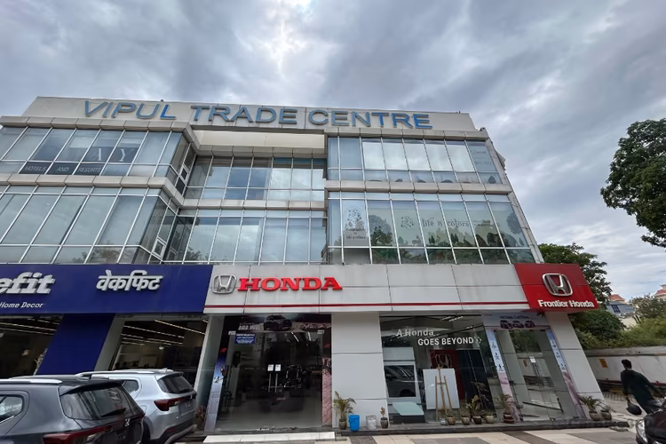 Frontier Honda Sohna Road Sector 48 Building Front View Frontier Honda Sohna Road Sector 48 Building Front View