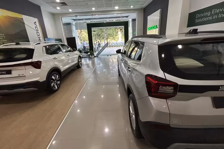 Jai Auto Vehicles Pvt Ltd Bestech Business Tower Sohna Road Gurugram Exit View Jai Auto Vehicles Pvt Ltd Bestech Business Tower Sohna Road Gurugram Exit View