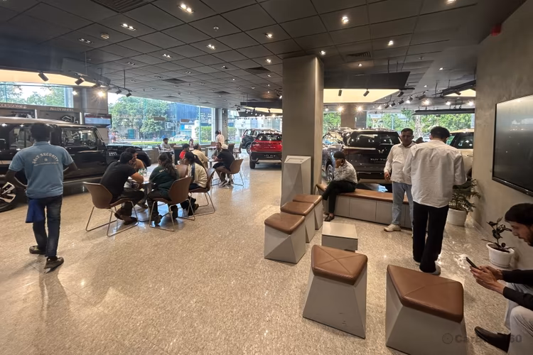 Koncept Automobiles Pvt. Ltd. Sector-48 Sohna Road Gurugram Waiting Area Koncept Automobiles Pvt. Ltd. Sector-48 Sohna Road Gurugram Waiting Area
