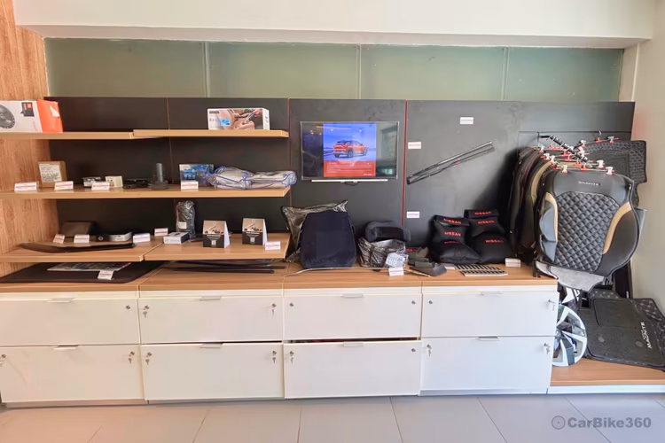 Vertex Nissan Showroom Interior Personalization and Accessories Gallery View Vertex Nissan Showroom Interior Personalization and Accessories Gallery View