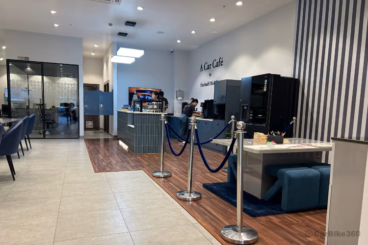 VinFast Gurugram - Sector 48 Customer Cafe area
