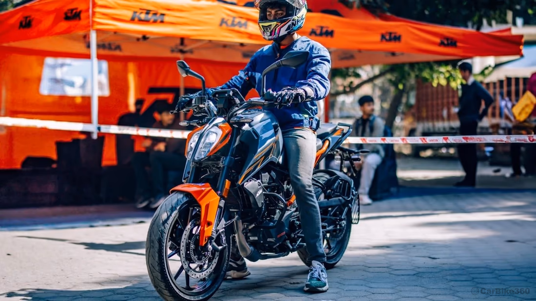 KTM Empowers Next-Gen Riders with 160 Duke and Academy of Safe Riding Audio