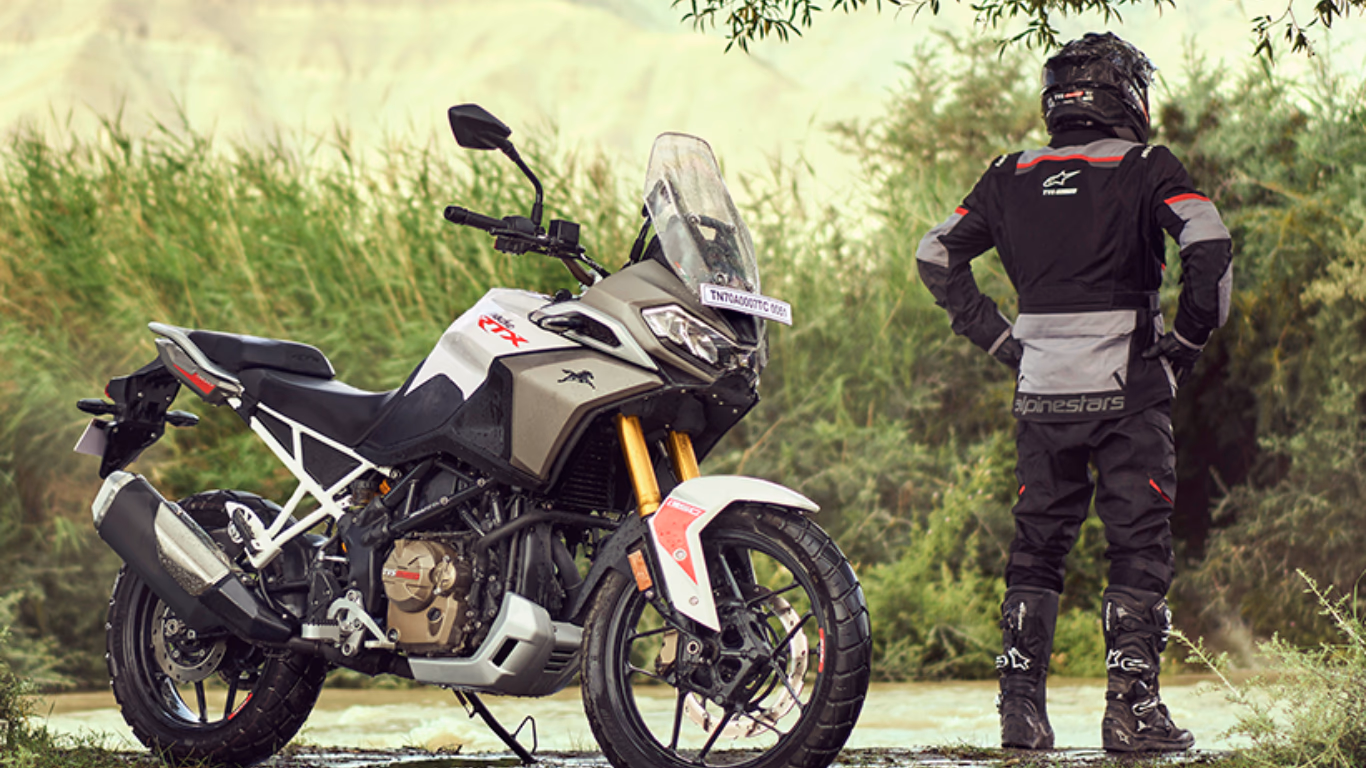 TVS Apache RTX 300 Ride