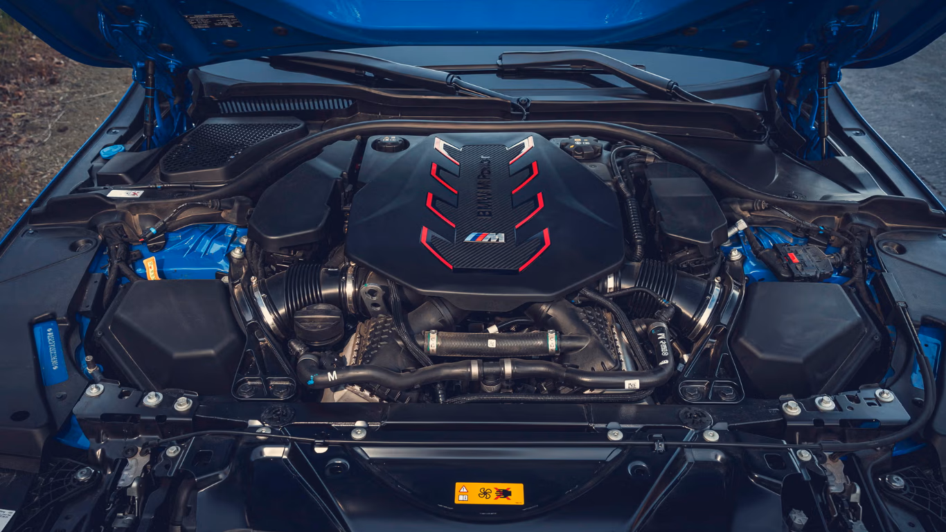 BMW M5 Engine