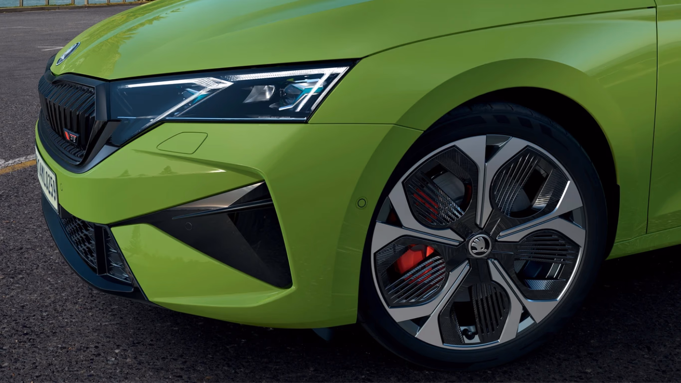 Skoda Octavia RS alloy wheel