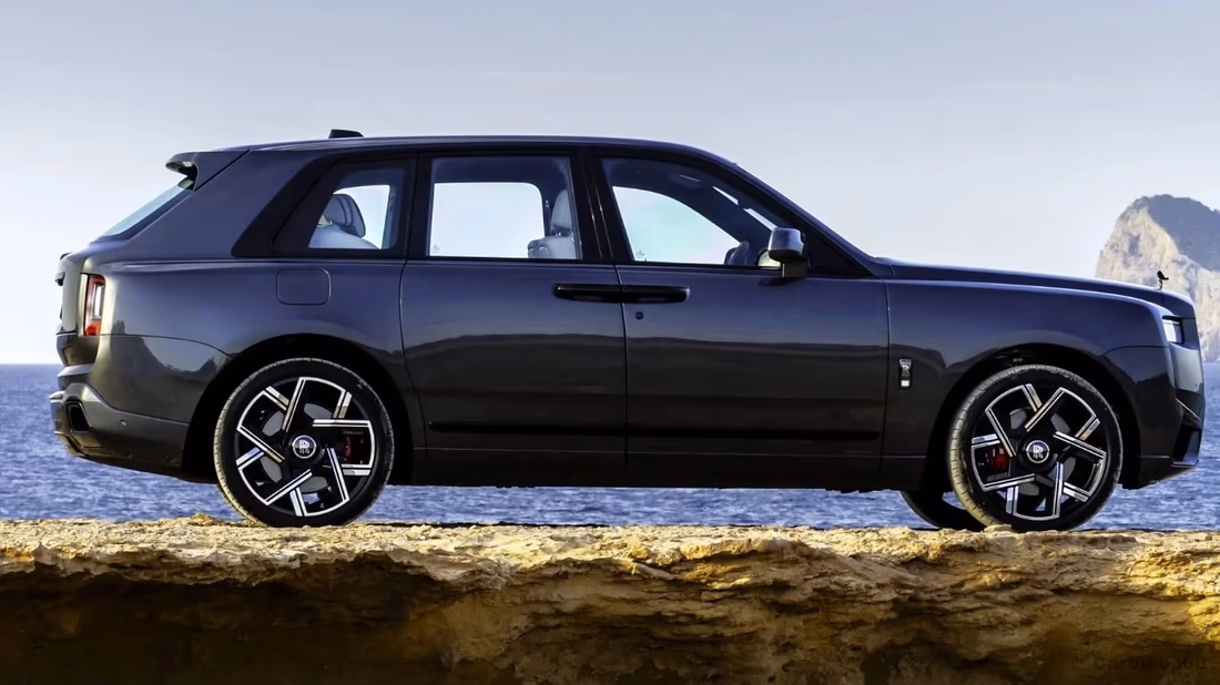 Rolls-Royce Electric SUV to Make Global Debut in 2026 Audio