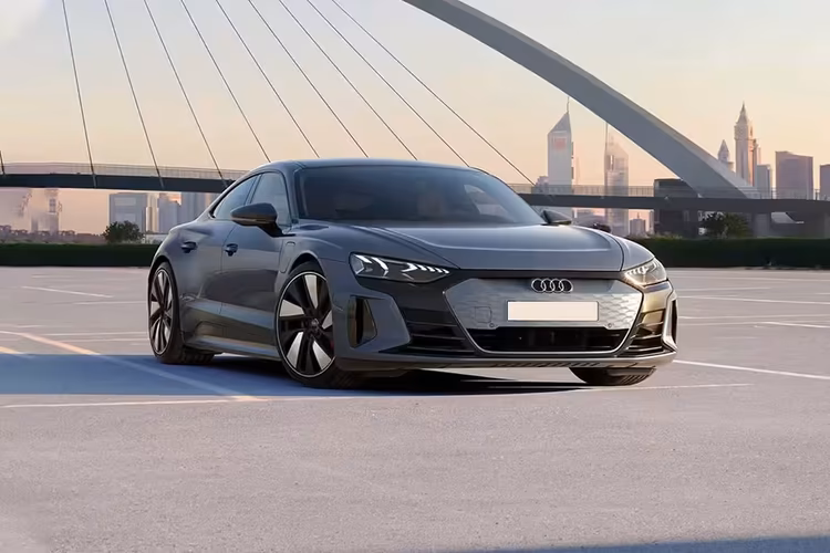 Audi e-tron GT Audi e-tron GT