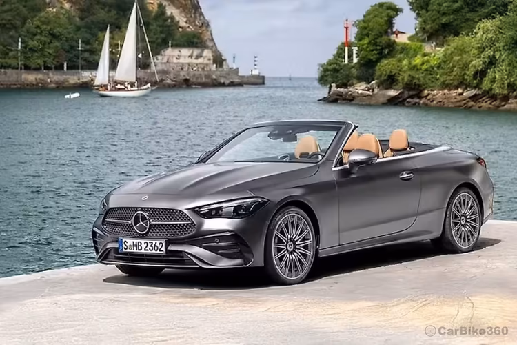 Mercedes-Benz AMG E53 Cabriolet Left Front Three Quarter Mercedes-Benz AMG E53 Cabriolet Left Front Three Quarter