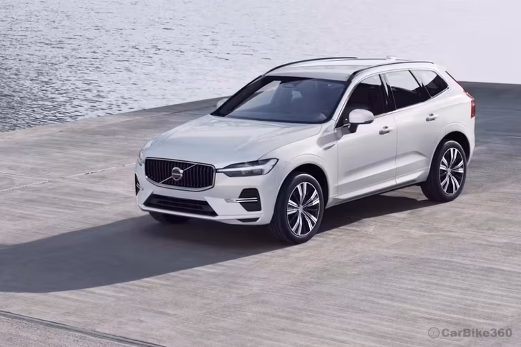 Volvo XC60 Left Front Three Quarter Volvo XC60 Left Front Three Quarter