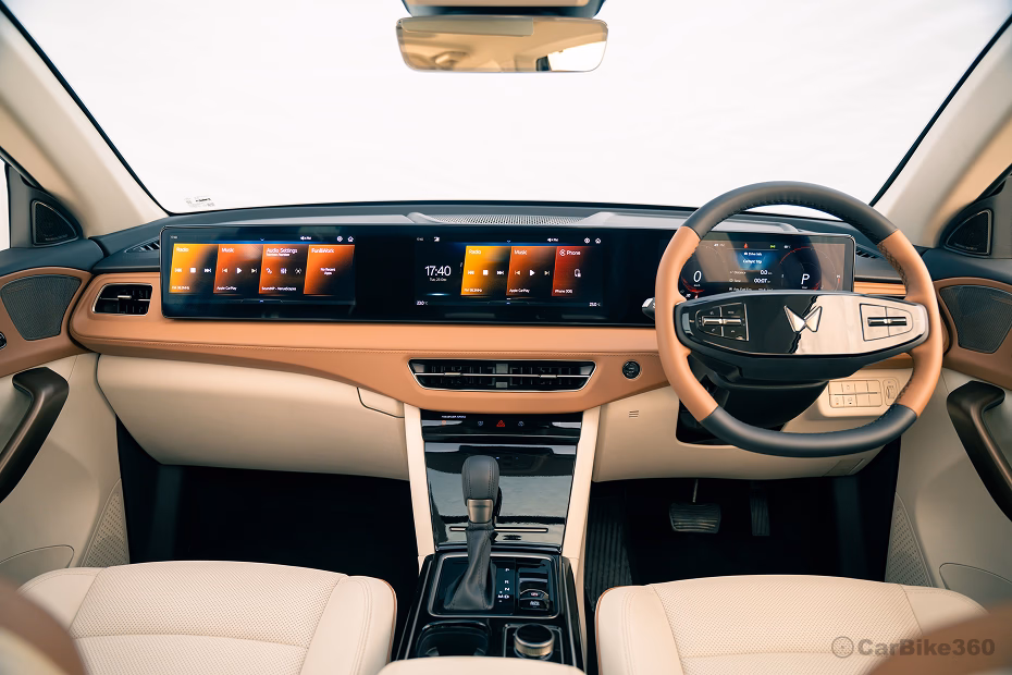 Mahindra XUV 7XO Dashboard Mahindra XUV 7XO Dashboard