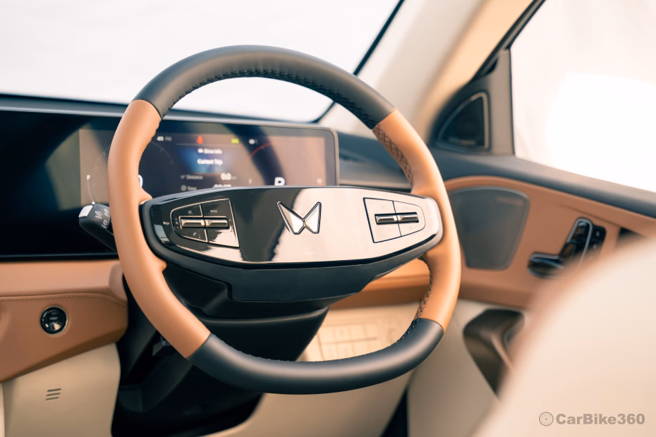 Mahindra XUV 7XO Steering Wheel Mahindra XUV 7XO Steering Wheel