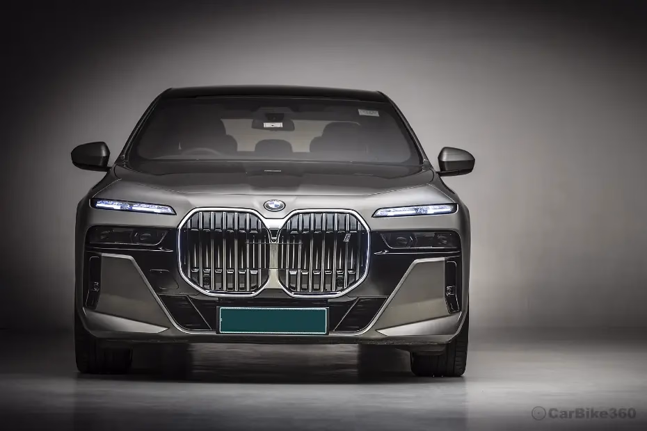 BMW i7 Grille