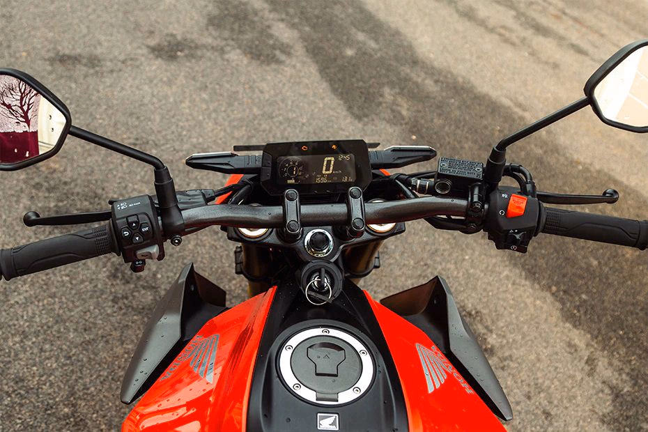 होंडा CB300F कंसोल होंडा CB300F कंसोल