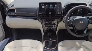 Mahindra XUV 3XO EV Infotainment System Mahindra XUV 3XO EV Infotainment System