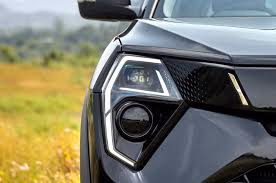 Mahindra XUV 3XO Headlamps