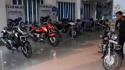 Bajaj Auto December 2025 Sales Up 14% on Exports