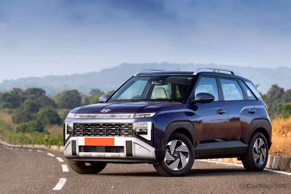 Hyundai Venue 2025 Right Front Three Quarter Hyundai Venue 2025 Right Front Three Quarter