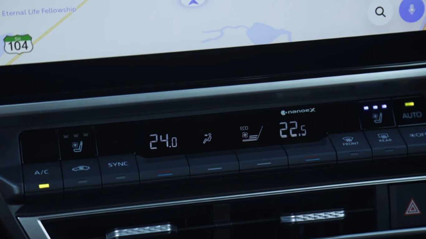 Toyota Camry Display
