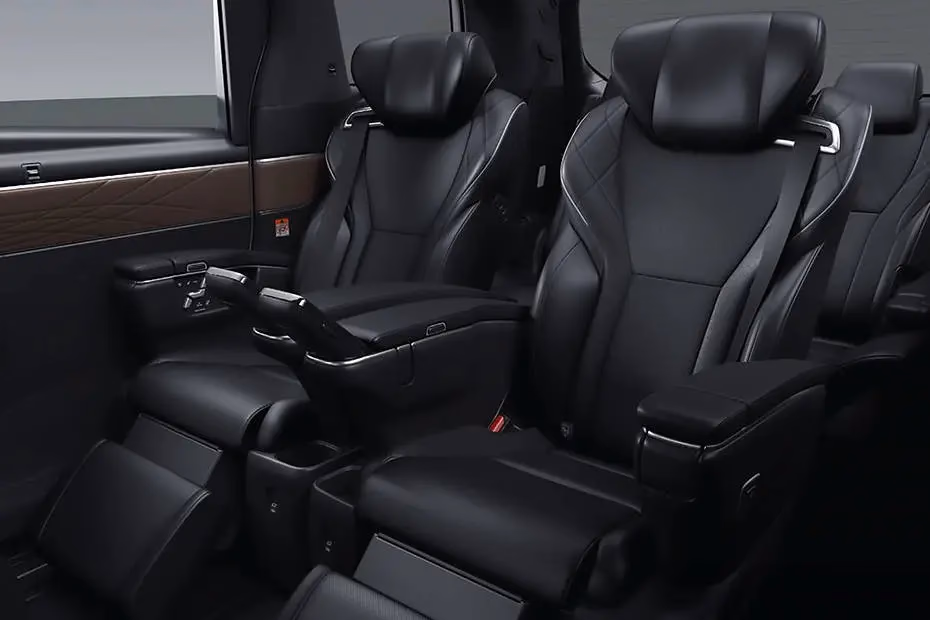 Toyota Vellfire Seat Ventilation, Heating, and a Massage Function
