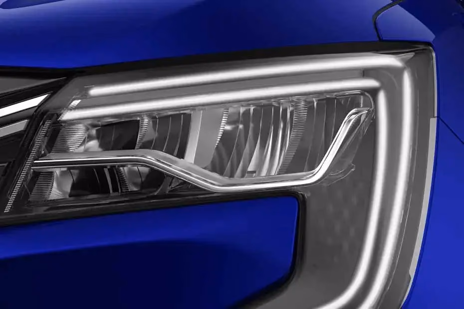 Mahindra XUV700 LED Headlamps