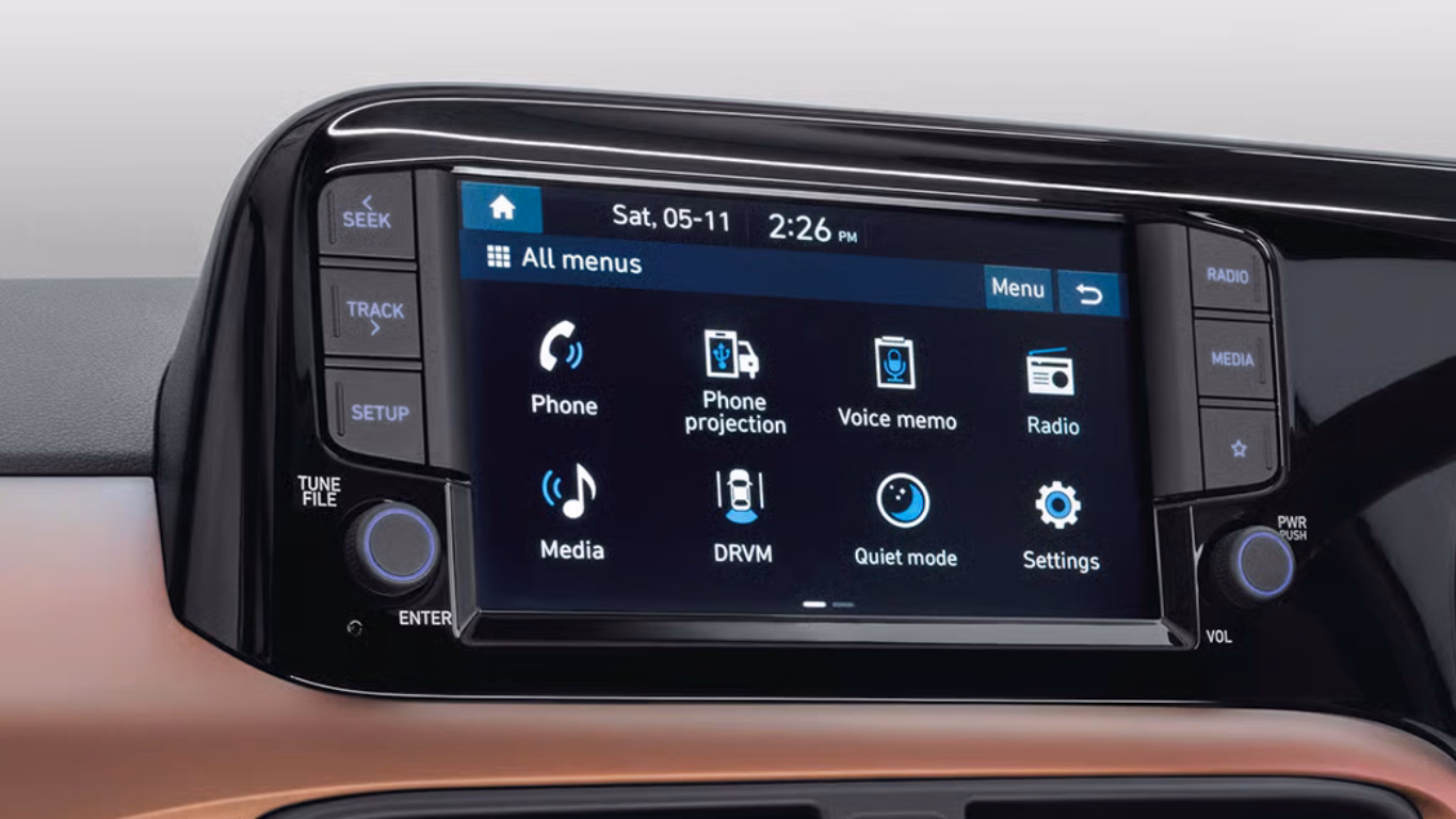 Aura 8 Inch Infotainment System with Smartphone Connectivity Aura 8 Inch Infotainment System with Smartphone Connectivity