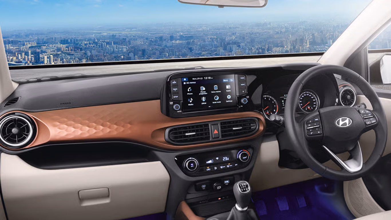 Aura Dual-Tone Dashboard with Digital Infotainment System