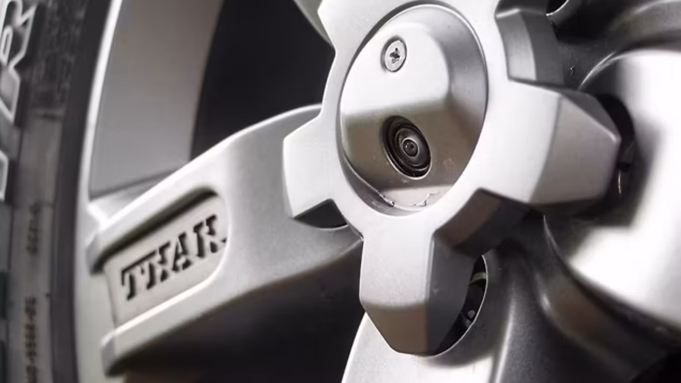 Thar Rear View Camera