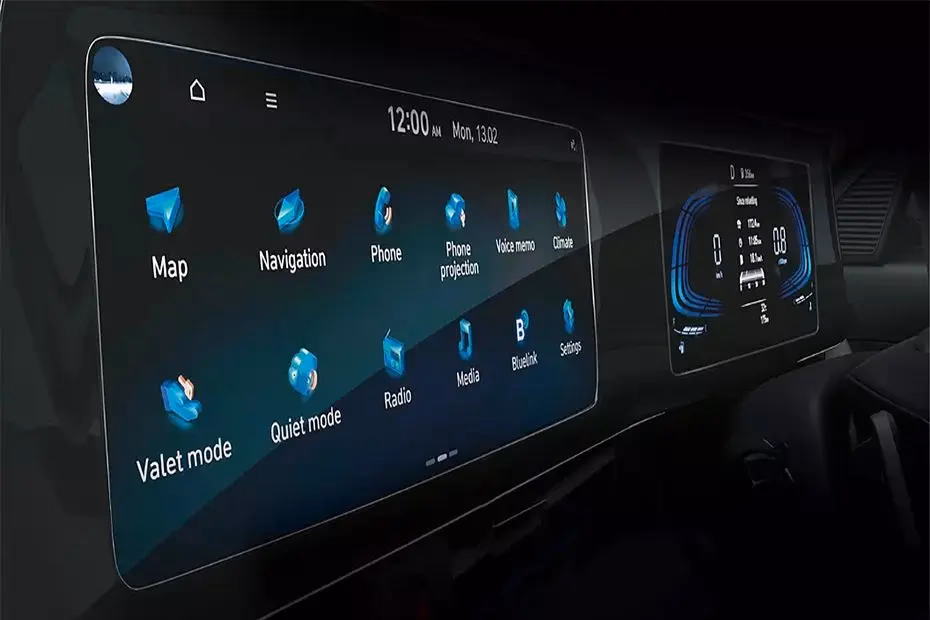 Hyundai Verna Infotainment System