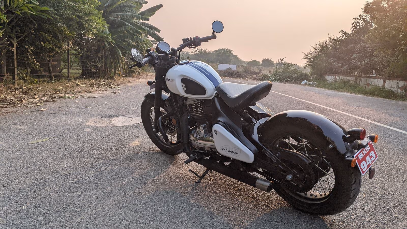 Jawa 42 Bobber: Who Should Buy? Jawa 42 Bobber: Who Should Buy?