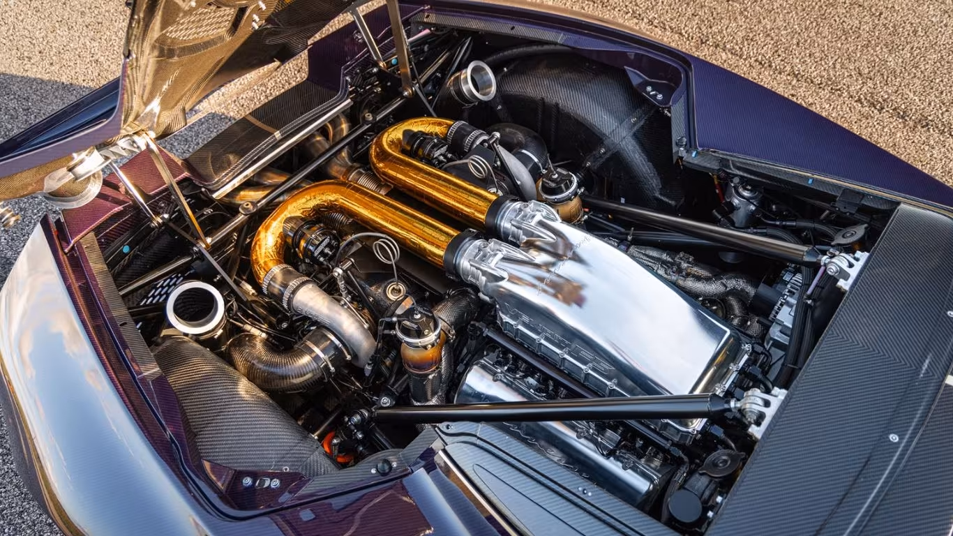 Hennessey Venom F5 Roadster Engine